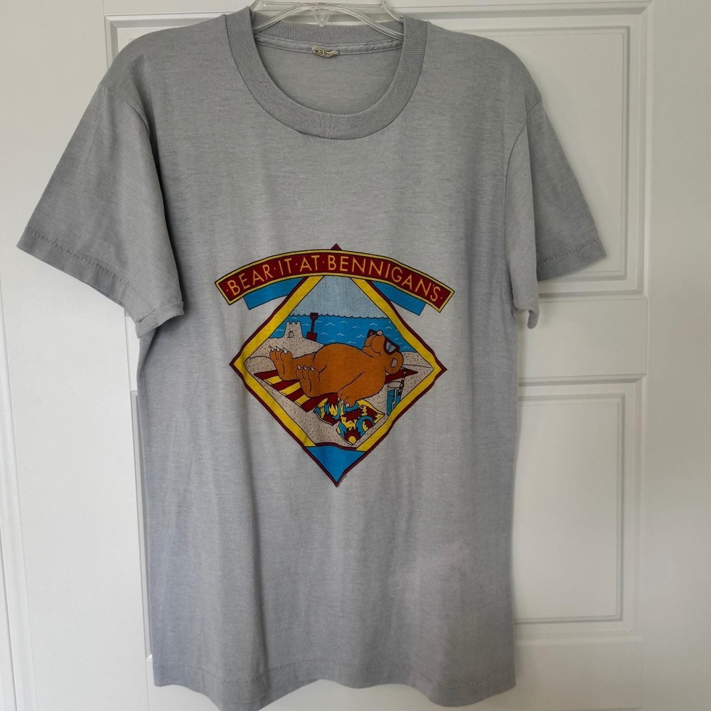 Vintage 80s Bear It At Bennigans Restaurant T Shirt Screen Stars USA Single Stch